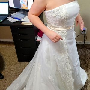 Wedding dress